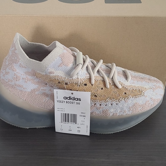 Yeezy Boost 380 pepper/pepper - Picture 3 of 5